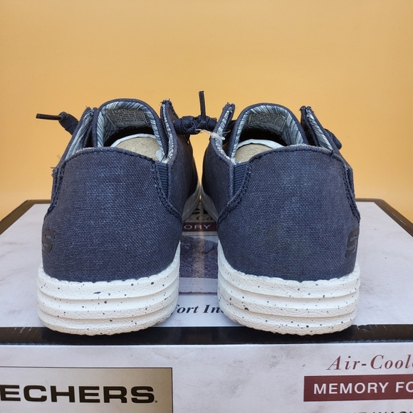 Skechers Men's Relaxed Fit Slip-On Melson - Chad Shoes in Navy - Picture 4 of 7